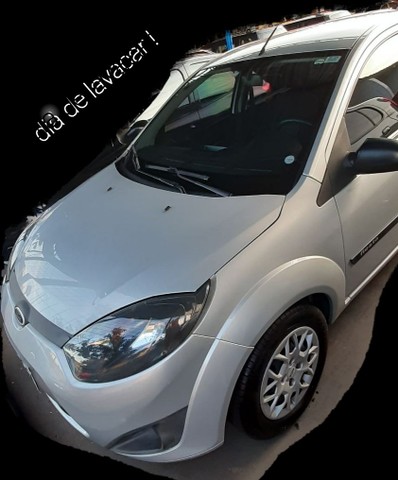 FIESTA 1.6 COMPLETO 2011