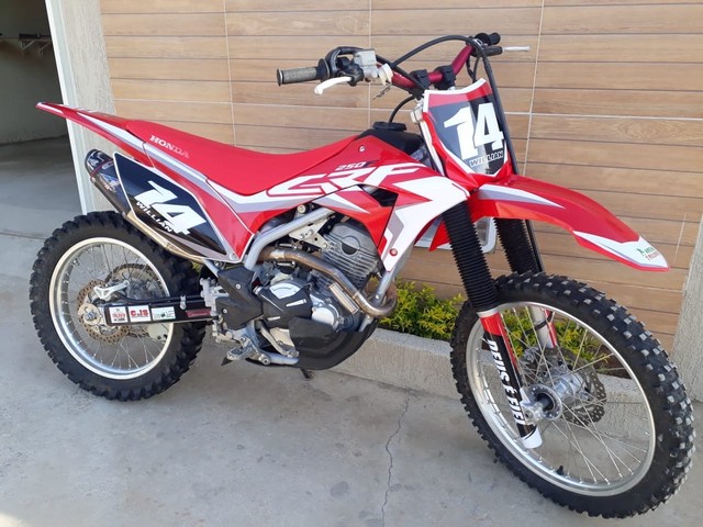 CRF 250F, CANO ESPORTIVO MAIS GUIDAUN E ACESSORIOS