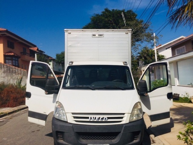 VENDO IVECO DAILY 2012