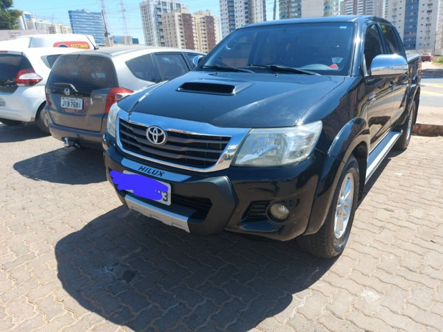 HILUX SRV 4X4 TOP 2013/13 AUTOMÁTICO