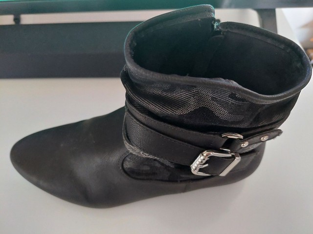 Bota Feminina Infantil Tamanho 34 - Roupas e calçados - Farolândia, Aracaju  1010730767 | OLX