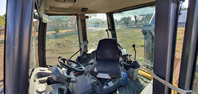 Vendo Retroescavadeira Volvo BL60B 4x4 Gabinada Ano 2012 - Foto 5