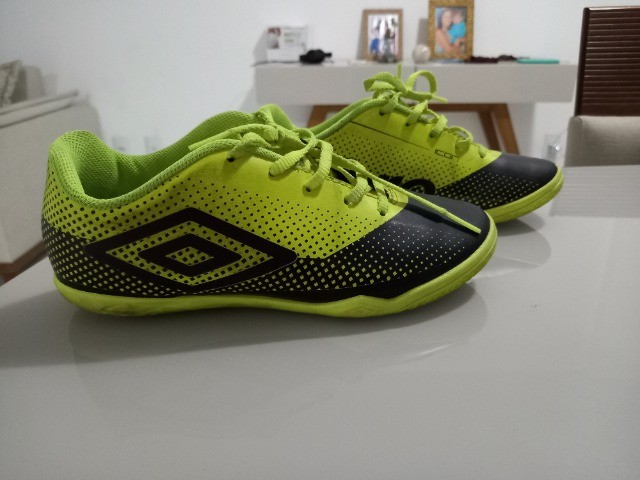 chuteira futsal numero 33