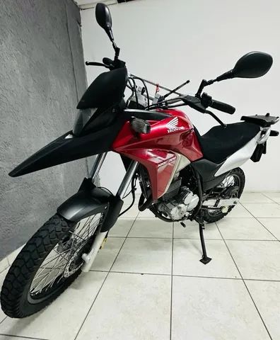 Linha 2022 da Honda XRE 300 parte de R$ 20.390