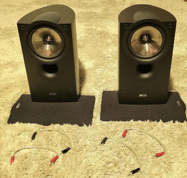 Caixas KEF iQ10 Bookshelf Speakers 8 Ohms 100W RMS Aparelhos de Som