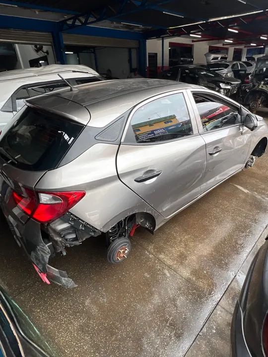 Sucata Hyundai HB20 2023 - Para retirada de peças - Foto 4