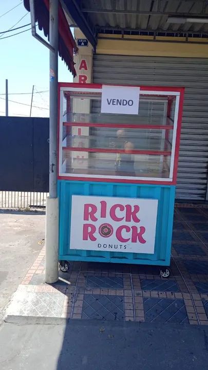 Carrinho de Donuts Rick Rock