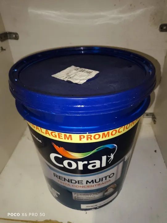 Tinta Acrílica Fosca Rende Muito Standard Interior e Exterior Branco 20 L Coral