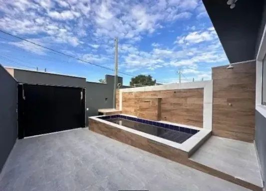 Casa a venda em Capim Macio JBC05.