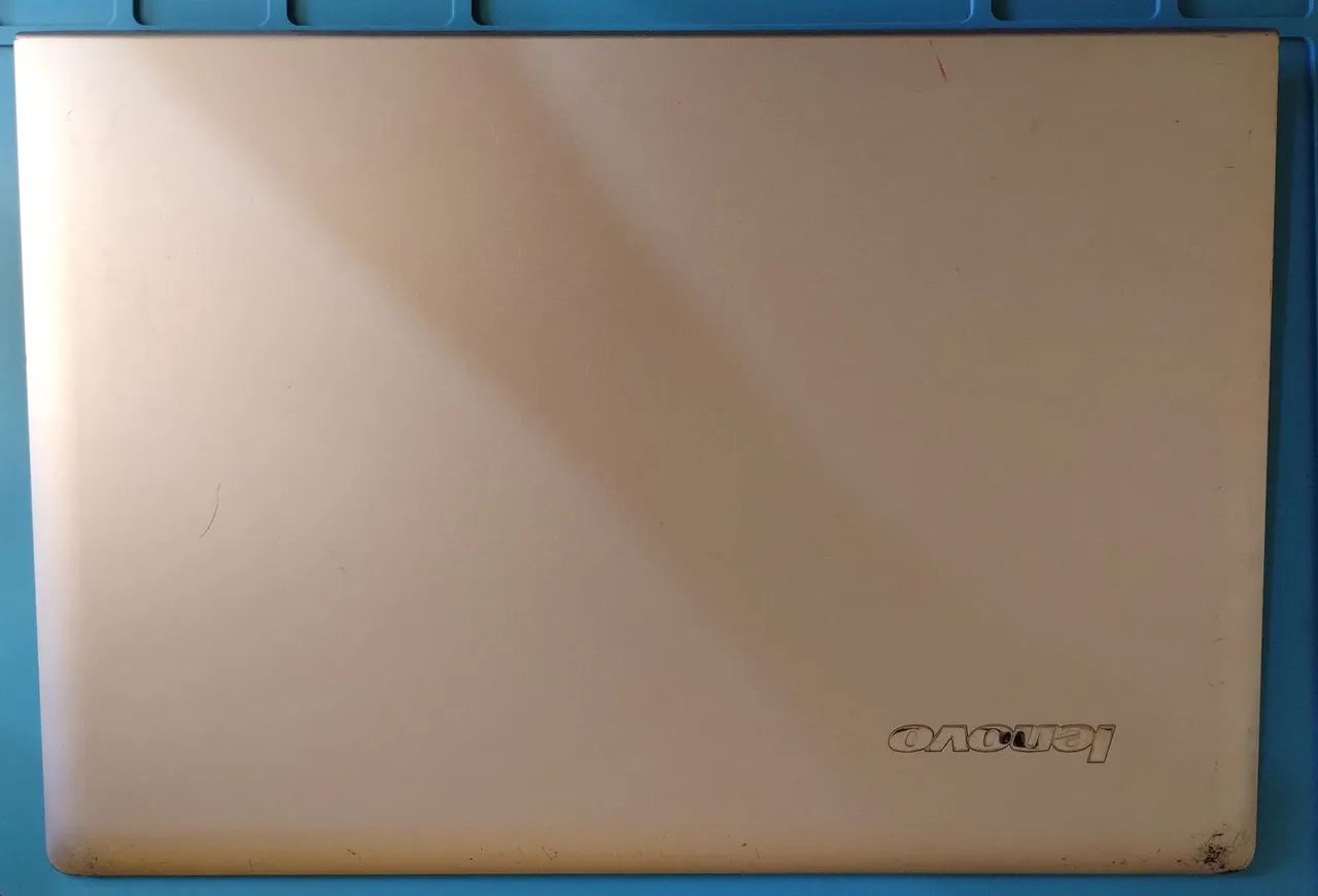 Carca ça tela Notebook Lenovo - Foto 2