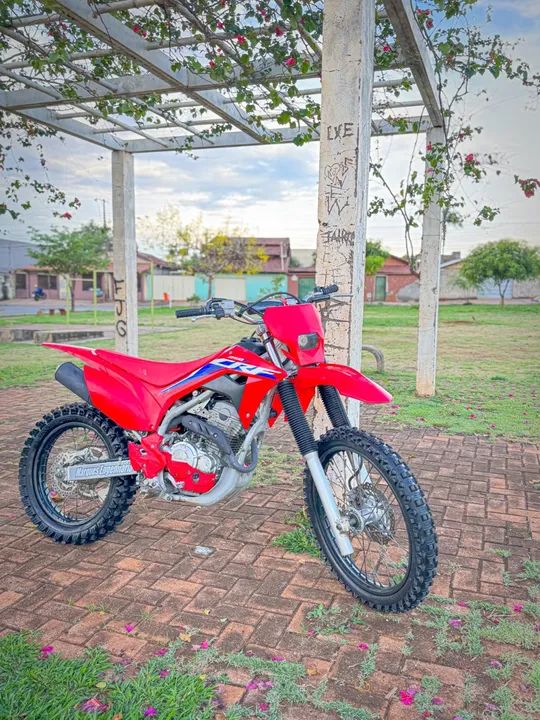 CRF 250F - 2023 - QUASE ZERA  - Foto 2