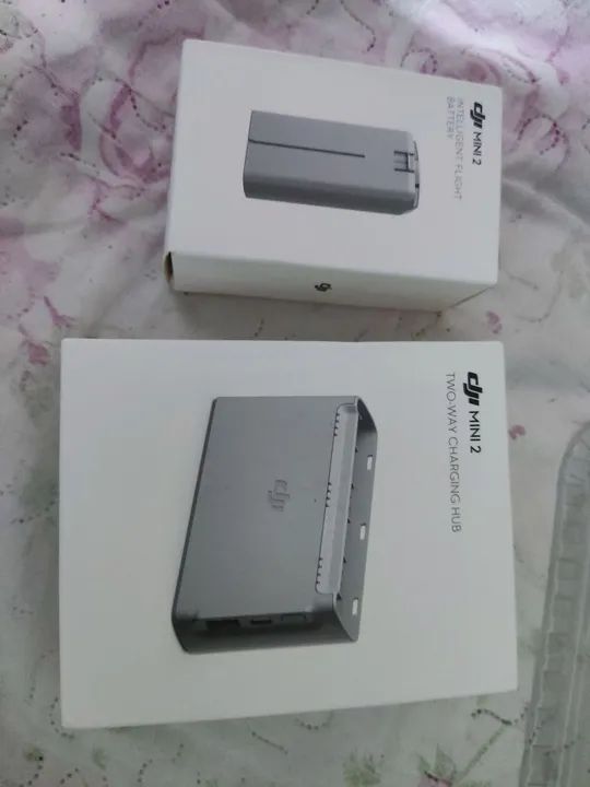 DUAS BATERIAS MINI 2 + HUB 