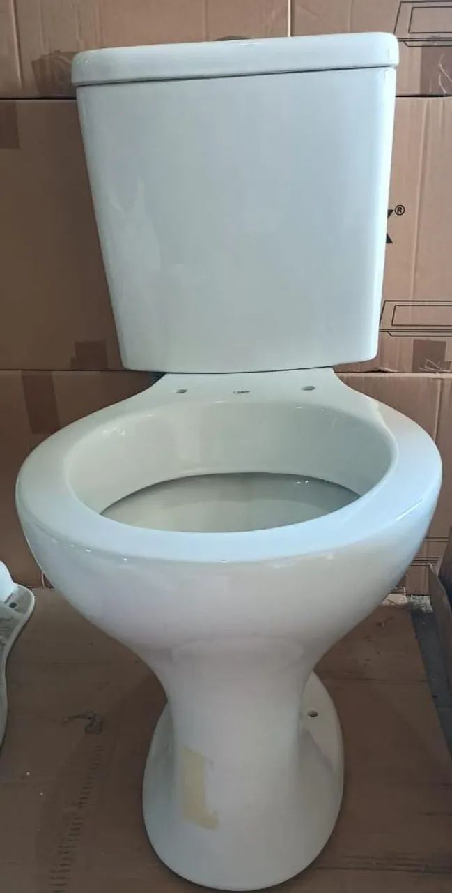 vaso sanitário com caixa acoplada celite - Foto 2