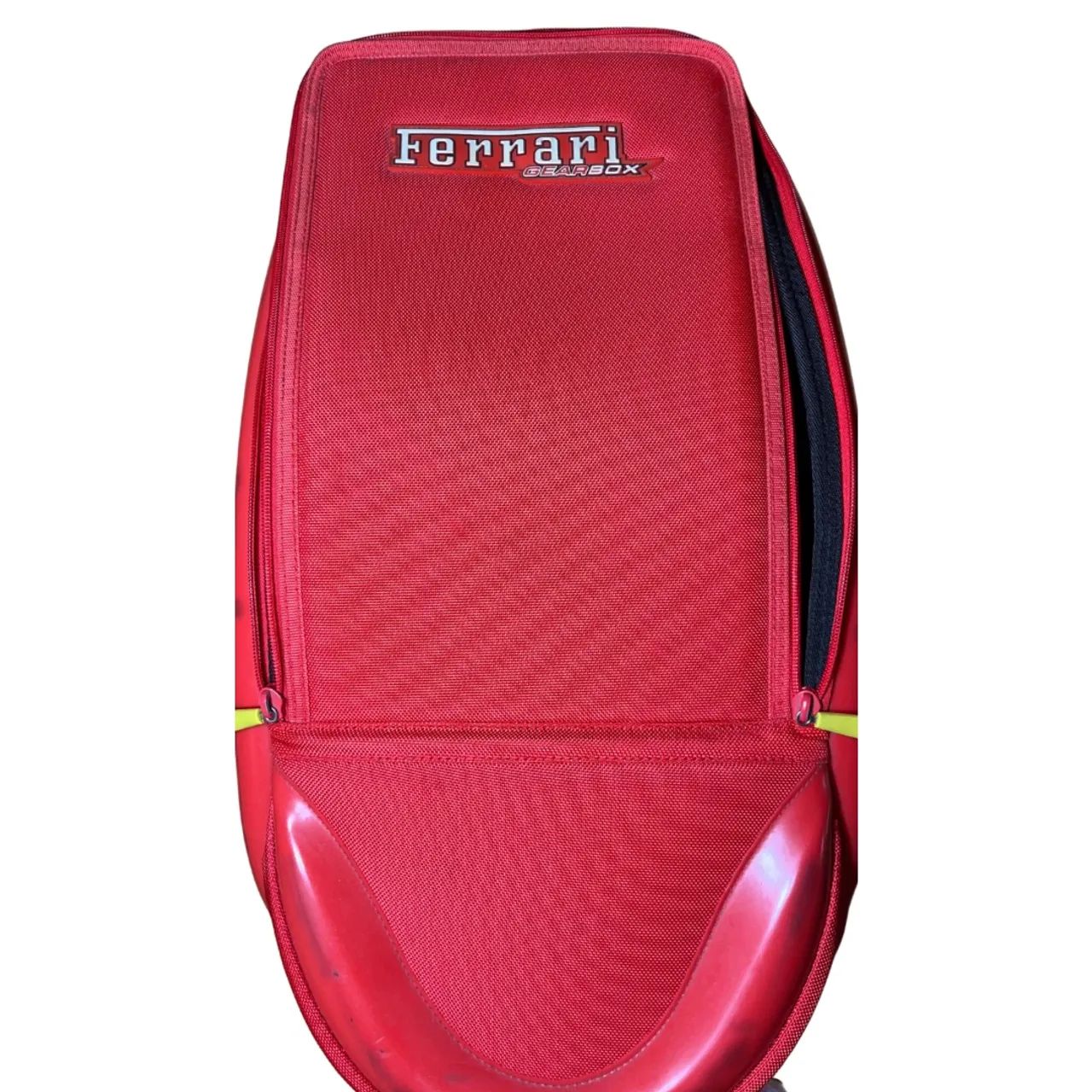 AITENTICA  Mochila Ferrari COM SELO DE AUTENTICIDADE FERRARI COMPRADA NA EUROPA