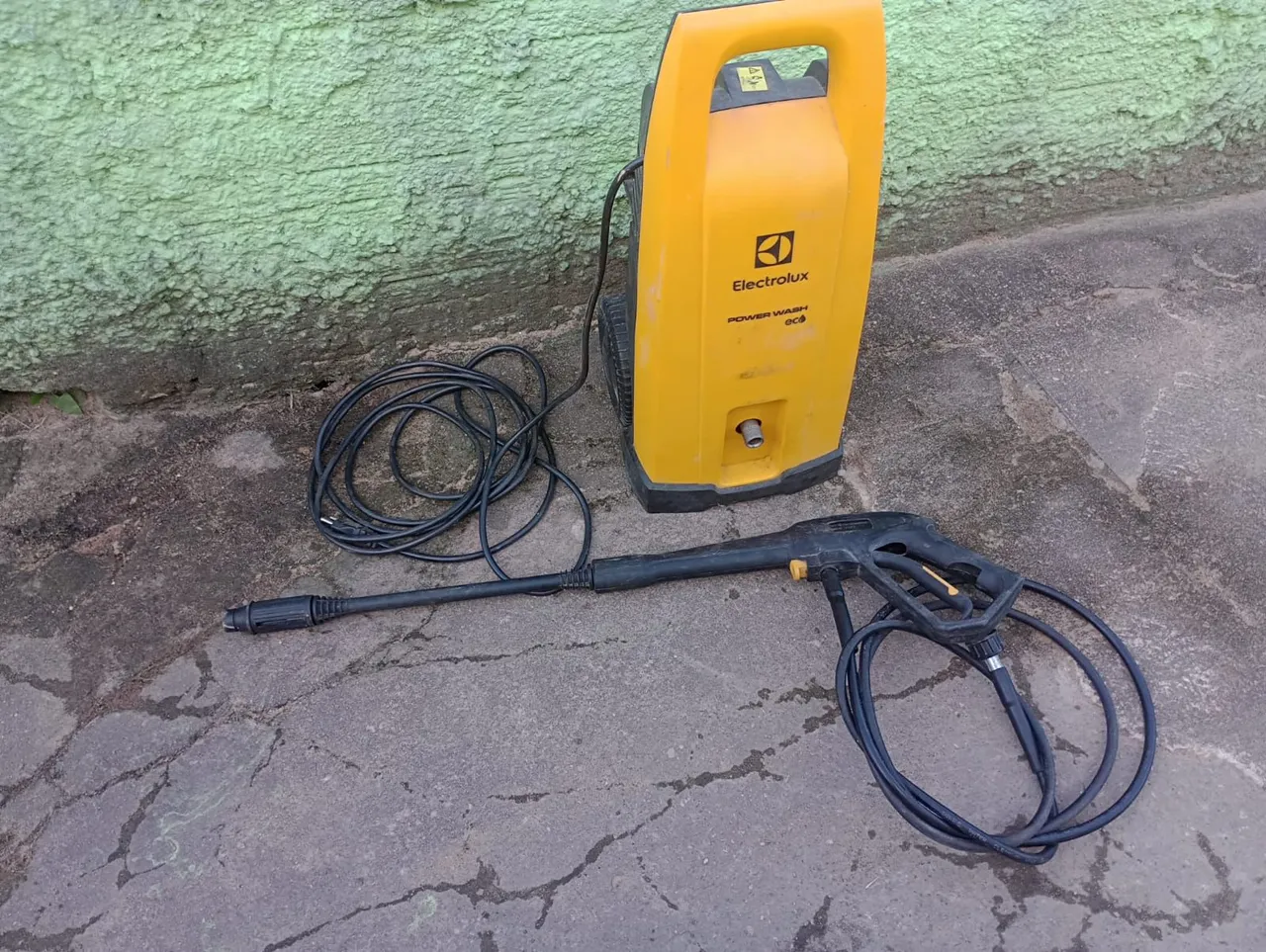 Lavadora de Alta Pressão Electrolux Power Wash OC8