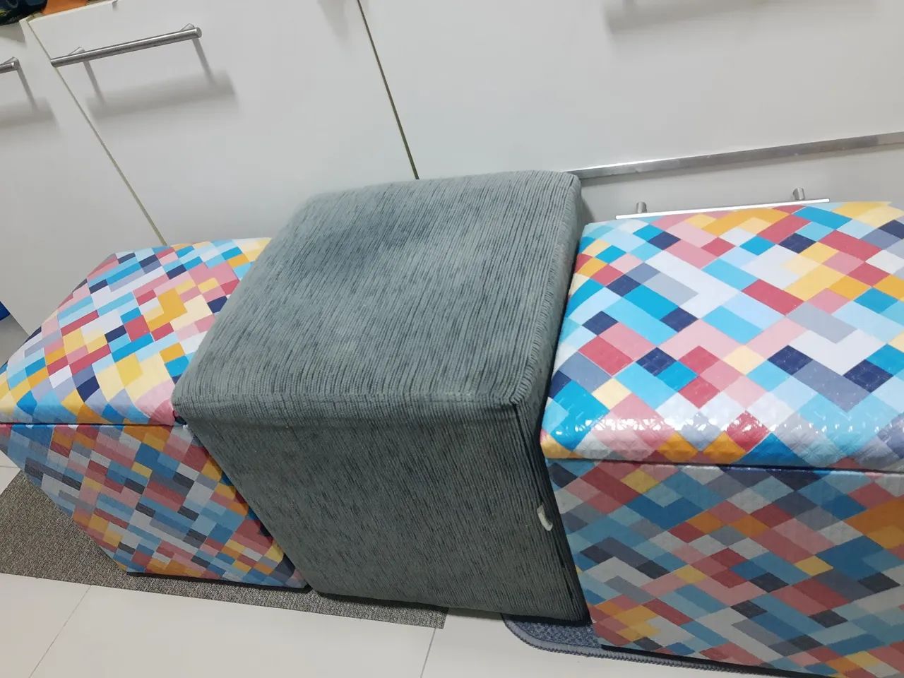 Puffs porta objetos Romero Britto - NOVO
