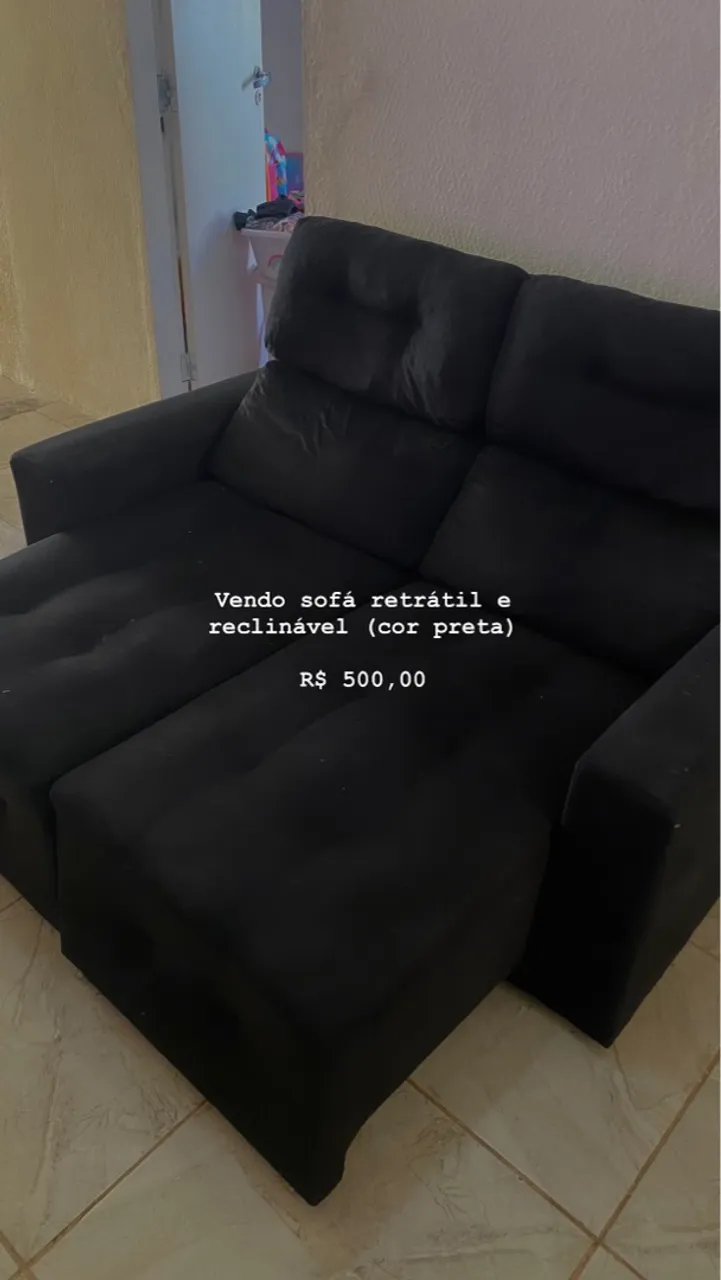 Sofá retrátil e reclinável preto