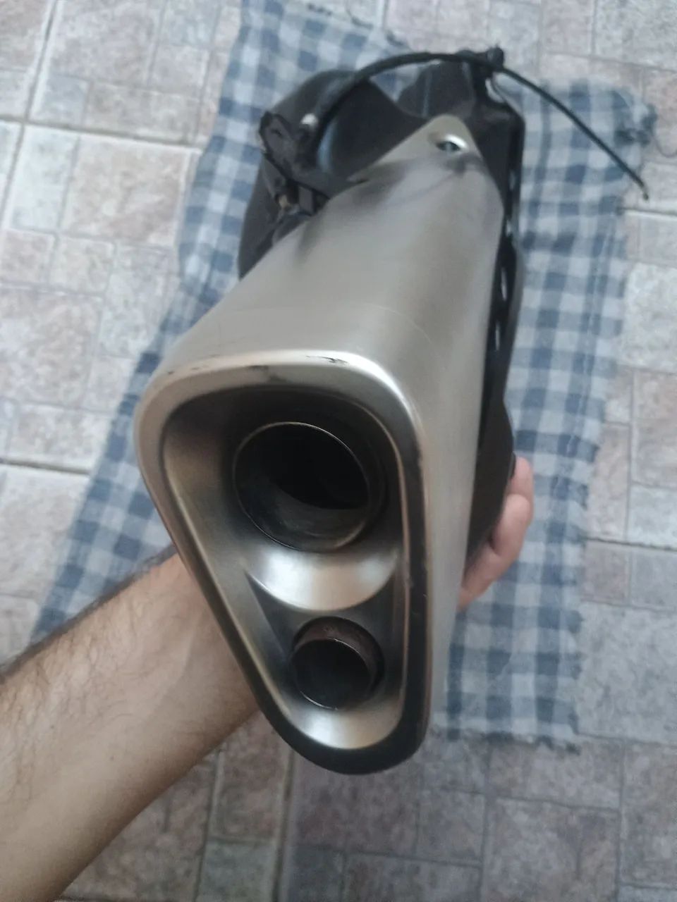 Ponteira de Escape Original da CBR 1.000RR (2008 a 2011). - Foto 2