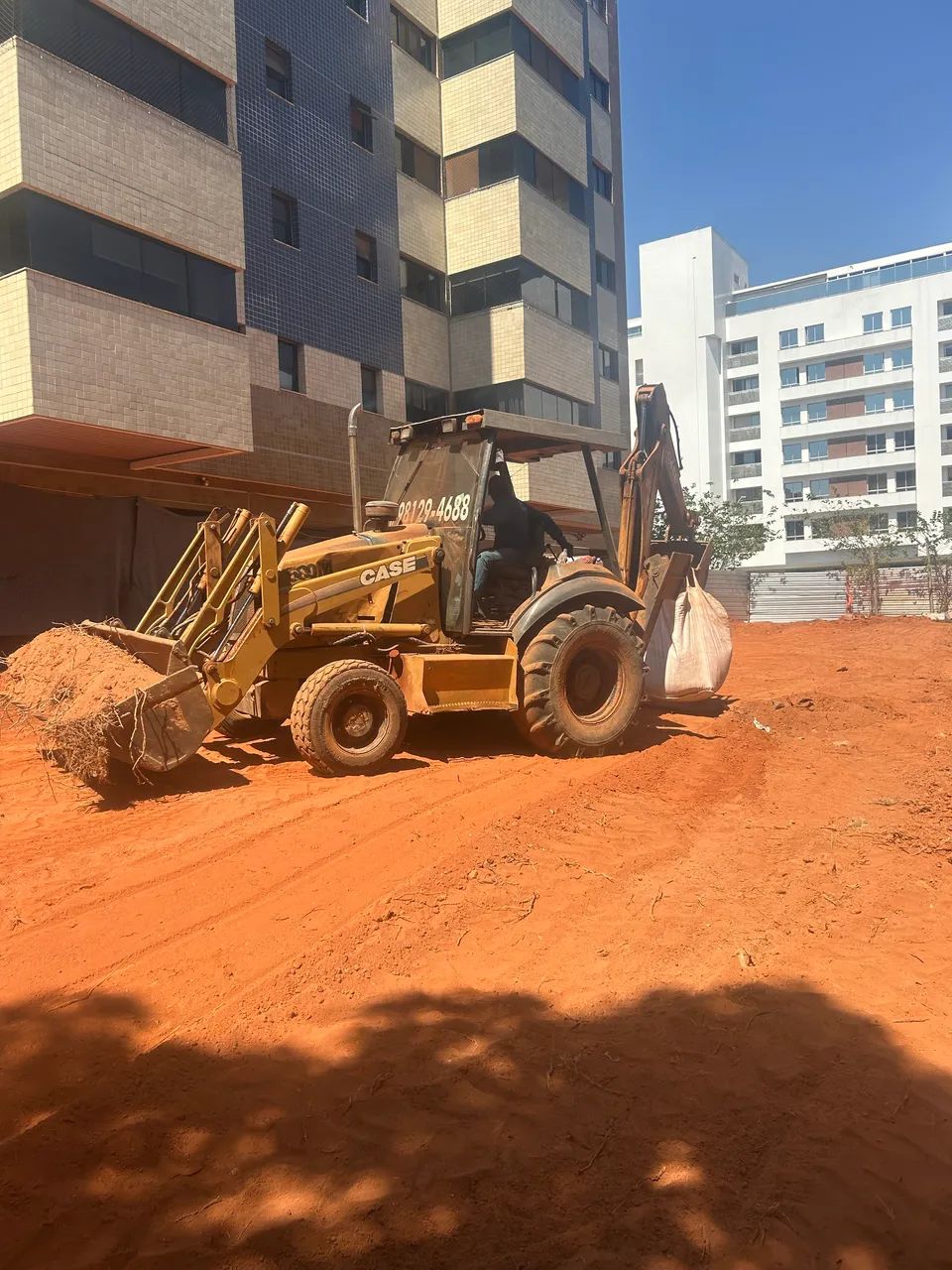 Retroescavadeira case 580m  - Foto 4