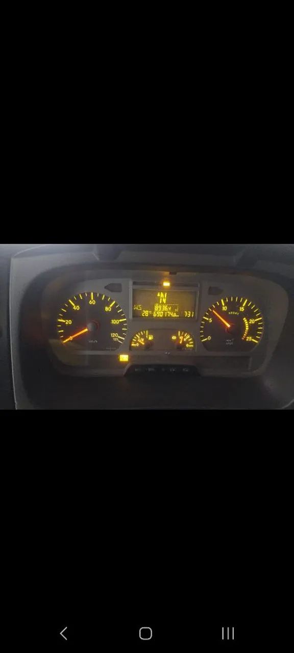 Vendo axo 1933 truck pondo de trabalho  - Foto 5