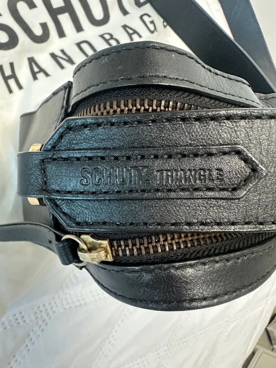 Bolsa Tiracolo Schutz Lili Matelassê Preta - Foto 4