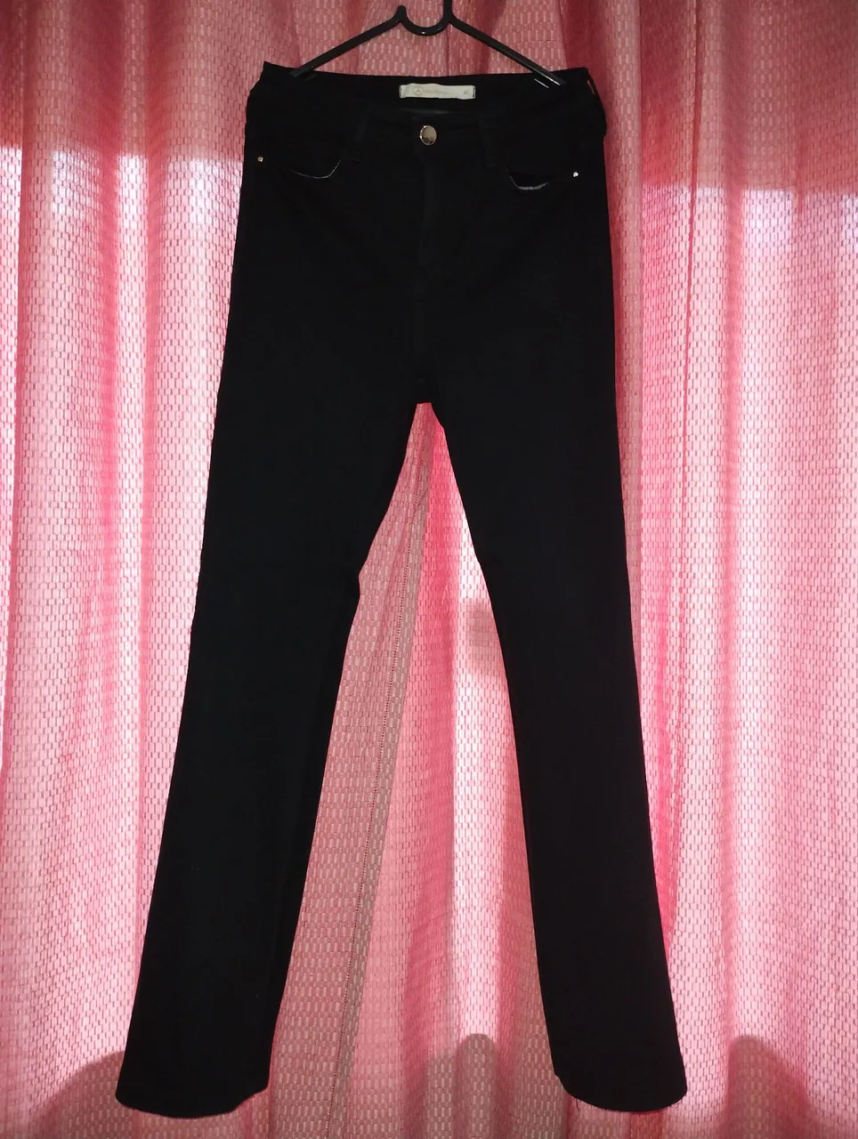 Calça Jeans Preta - Elegância e Conforto