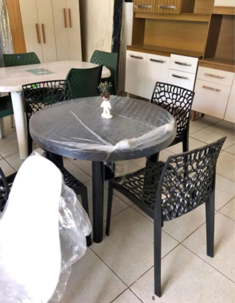 Dining table set with 4 chairs64276680906113122