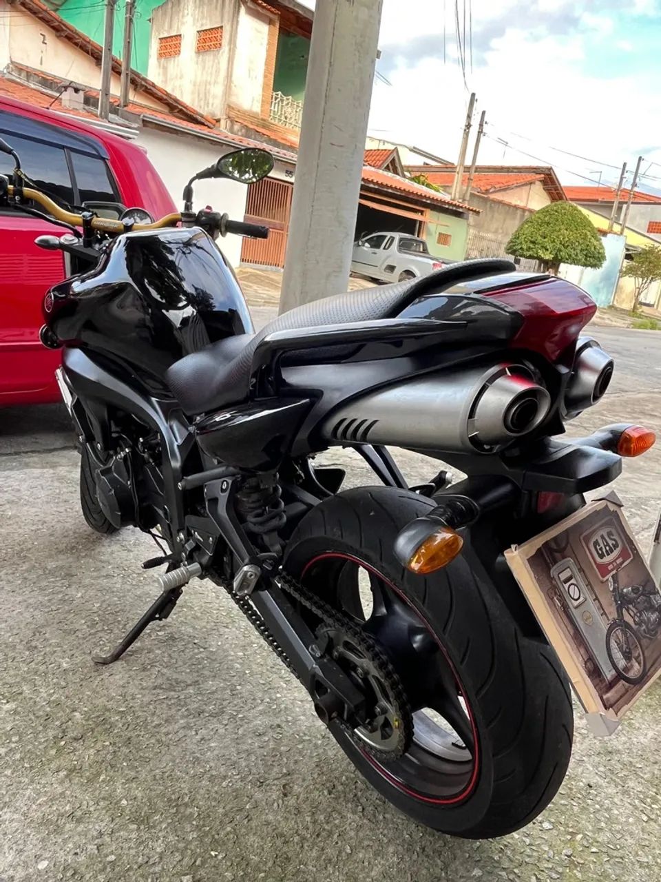 Vende-se YAMAHA FZ6 - FAZER 600 / 2008 