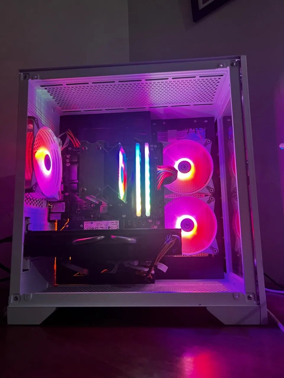 PC GAMER RYZEN 5 3500 + 16GB RAM + RX 580 8GB 