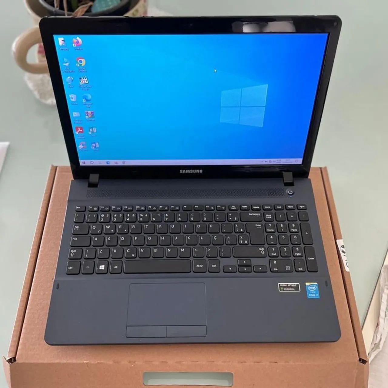 Notebook Samsung - i3 4th + 4gb ram + ssd 256 