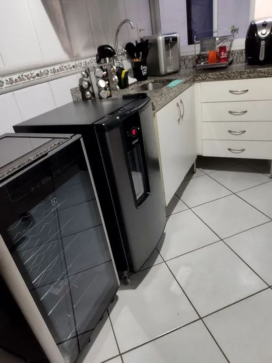 Adega Eletrolux 28 garrafas  - Foto 2