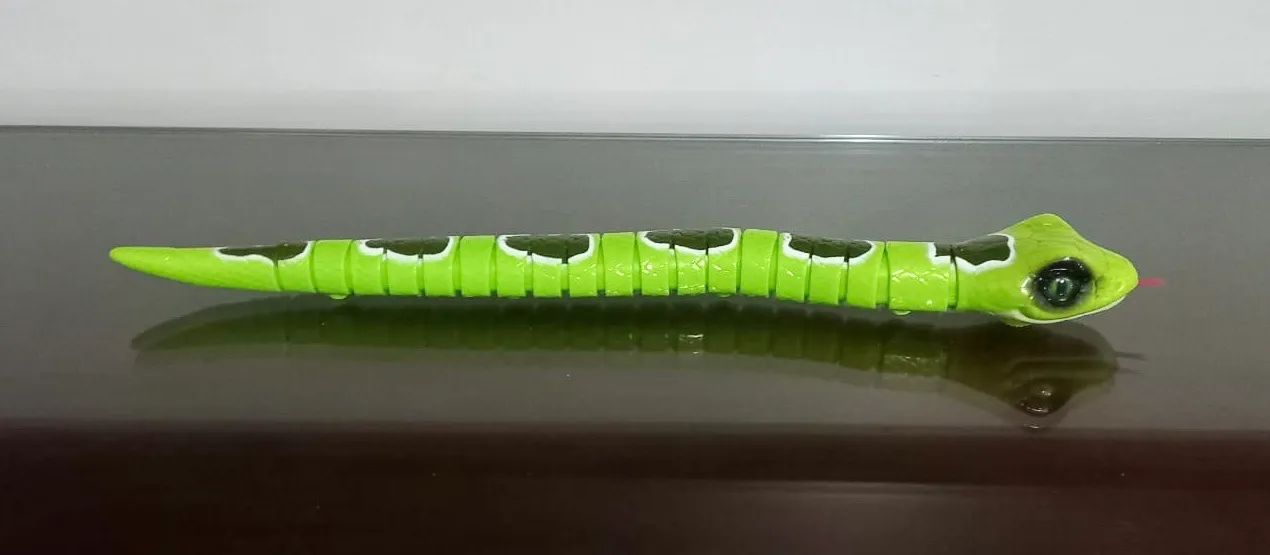 Robo Alive Cobra Verde 35 cm  - Foto 3