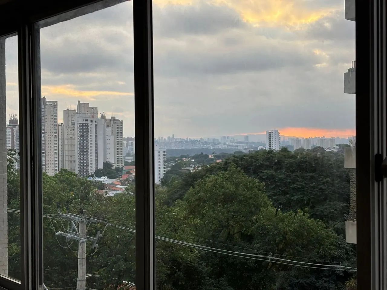 Imóvel para aluguel possui 85 metros quadrados com 2 quartos em Vila Madalena - São Paulo  - Foto 3