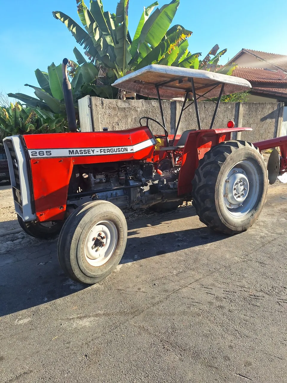Trator agricola 265 1982