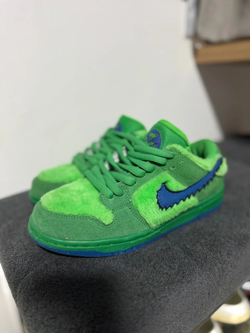 Nike Dunk Low Greateful Dead 38?