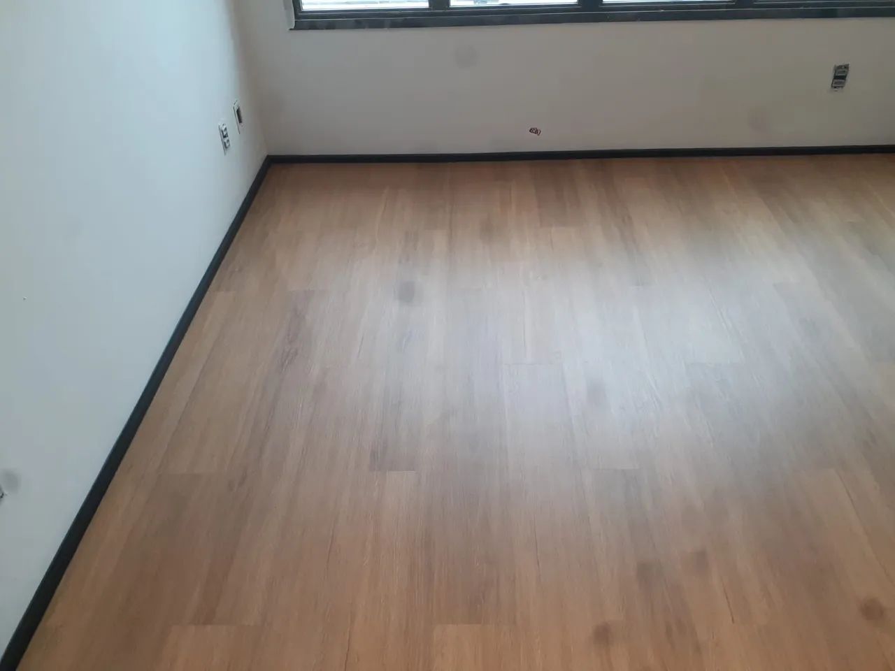 Rodapé Santa Luzia 3cm incluso instalação 