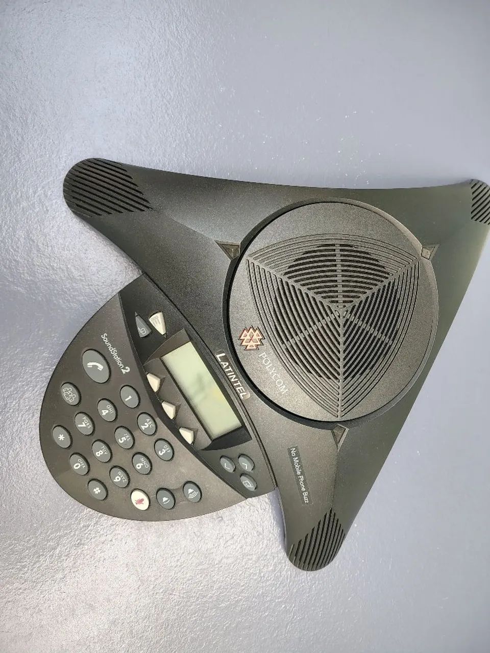 Telefone Conferência Polycom SoundStation 2 Lantitel - Caixa para Guarda
