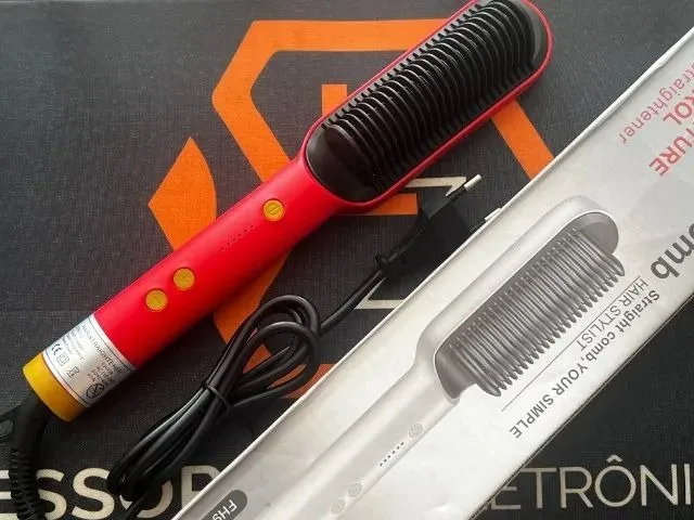 Escova Elétrica de Cabelo Alisadora Bivolt