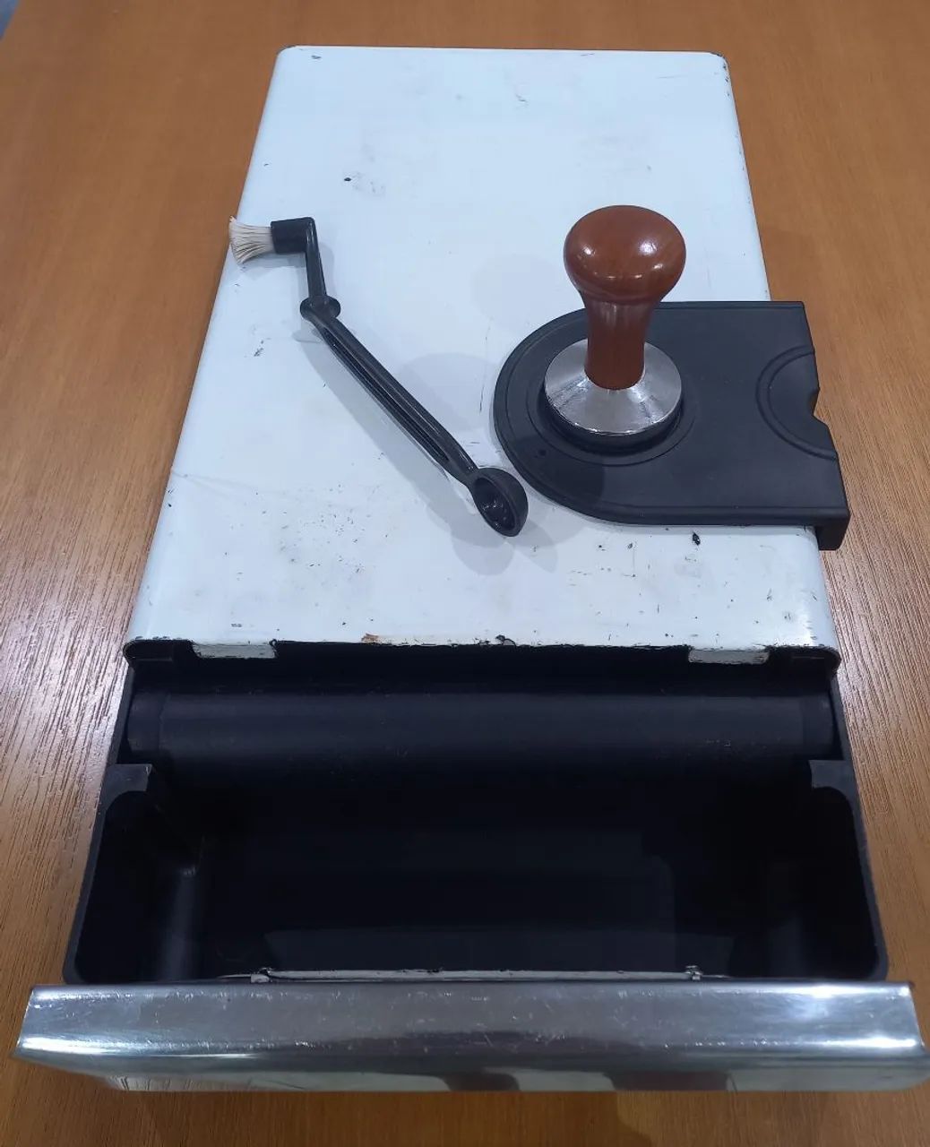 Gaveta de Borra de café com acessórios