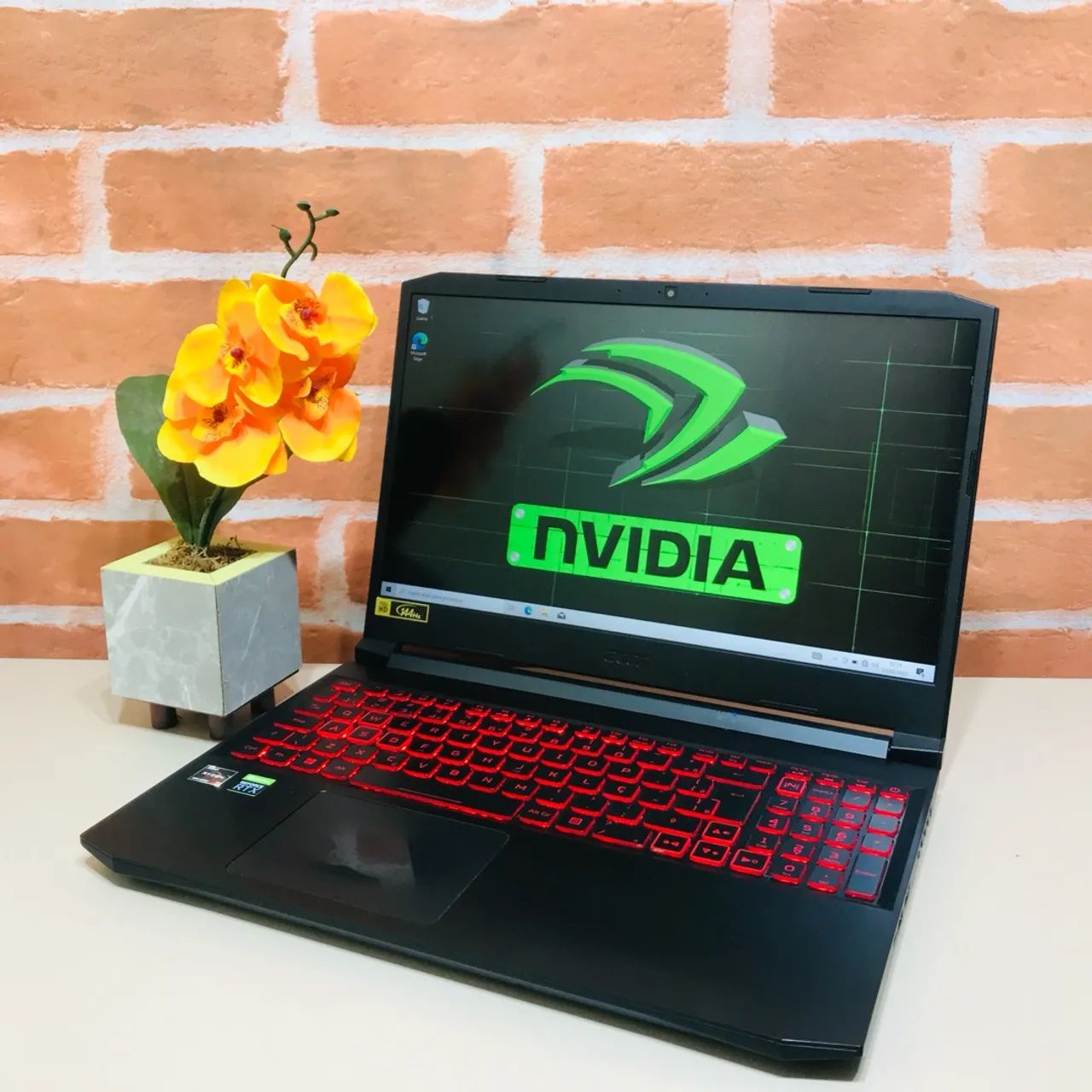 Notebook Gamer Ryzen 7 5800H/ RTX 3050 4GB/ Ram 16GB/ Ssd 512GB/ FullHD 144Hz