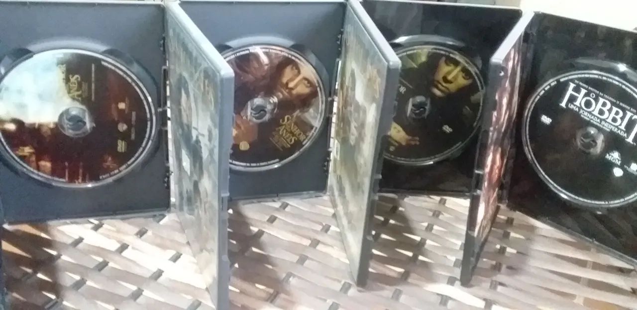 Coleção Senhor dos Anéis e Hobbit em DVD. (4 DVDs) - Foto 2
