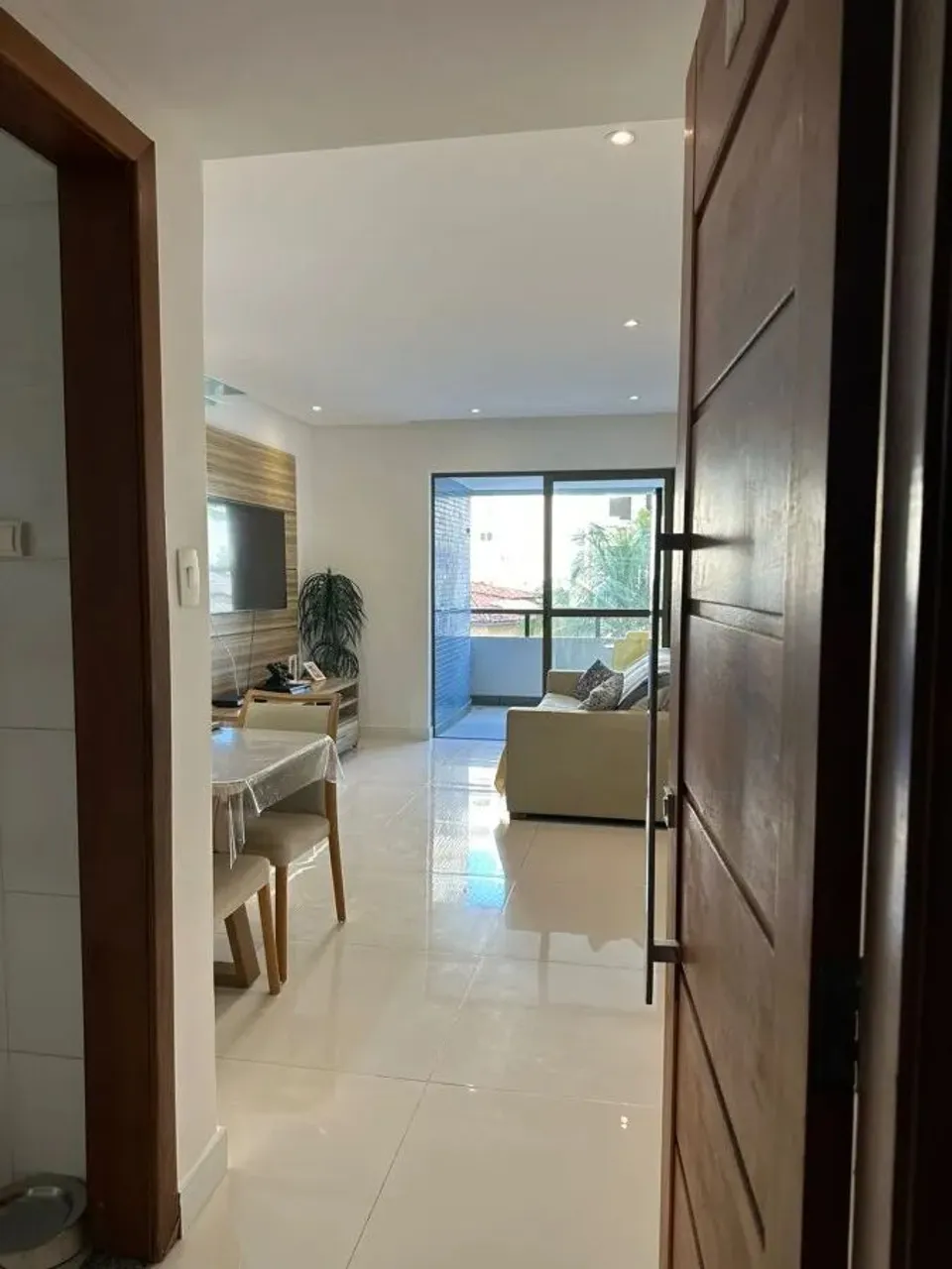 Apartamento 2 Quartos para Venda em Salvador, Imbuí, 2 dormitórios, 1 suíte, 2 banheiros,