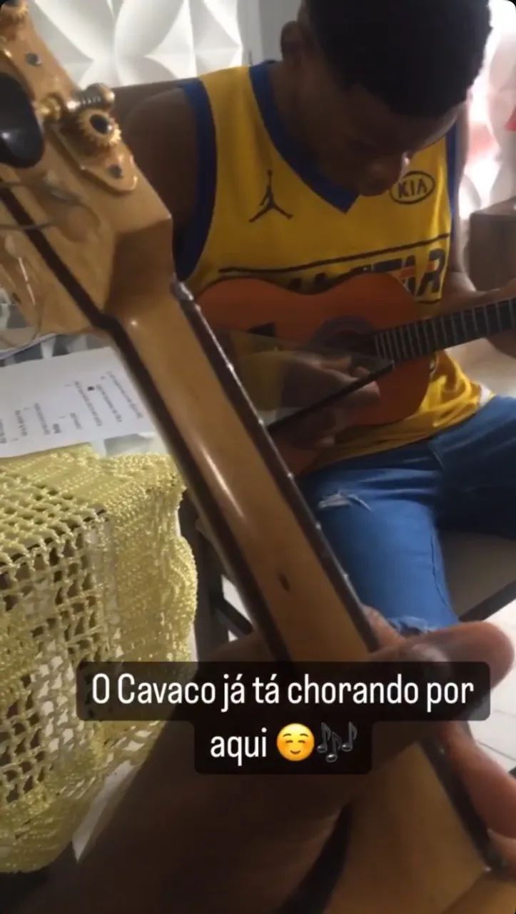 Aula de cavaquinho e violão on-line/presencial  - Foto 2
