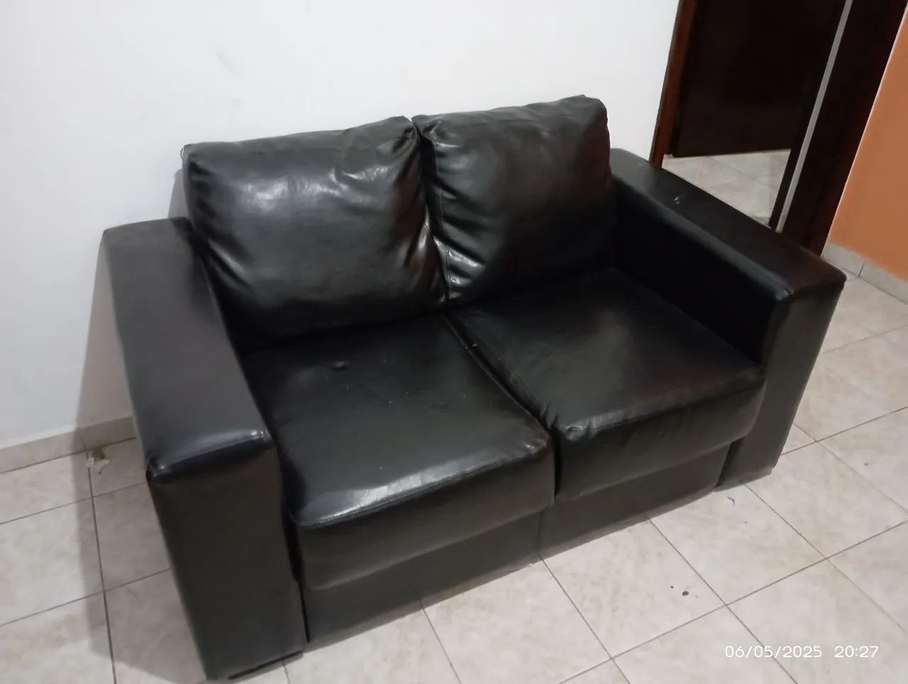 Sofá de couro 