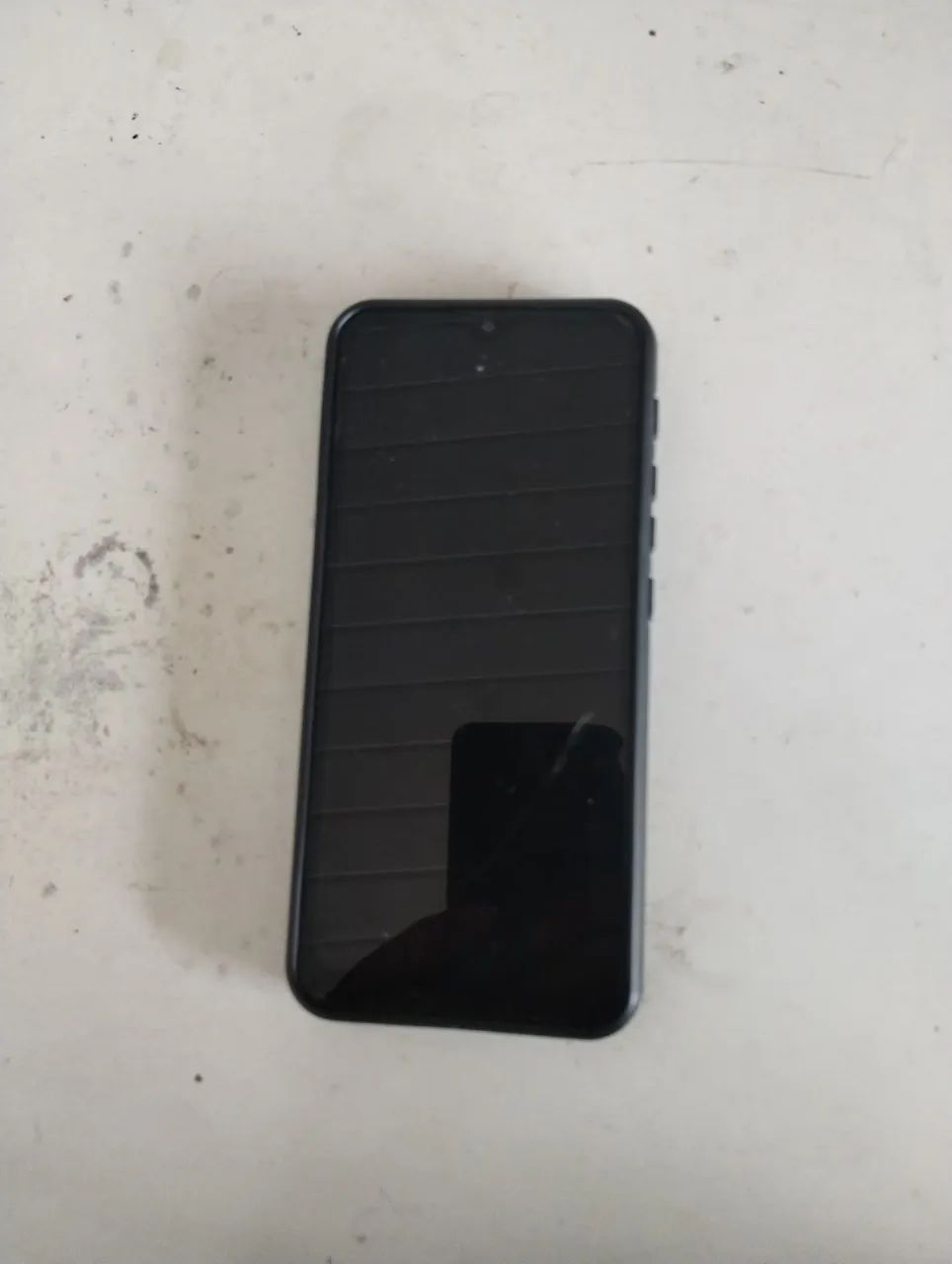 Vendo celular bem conservado