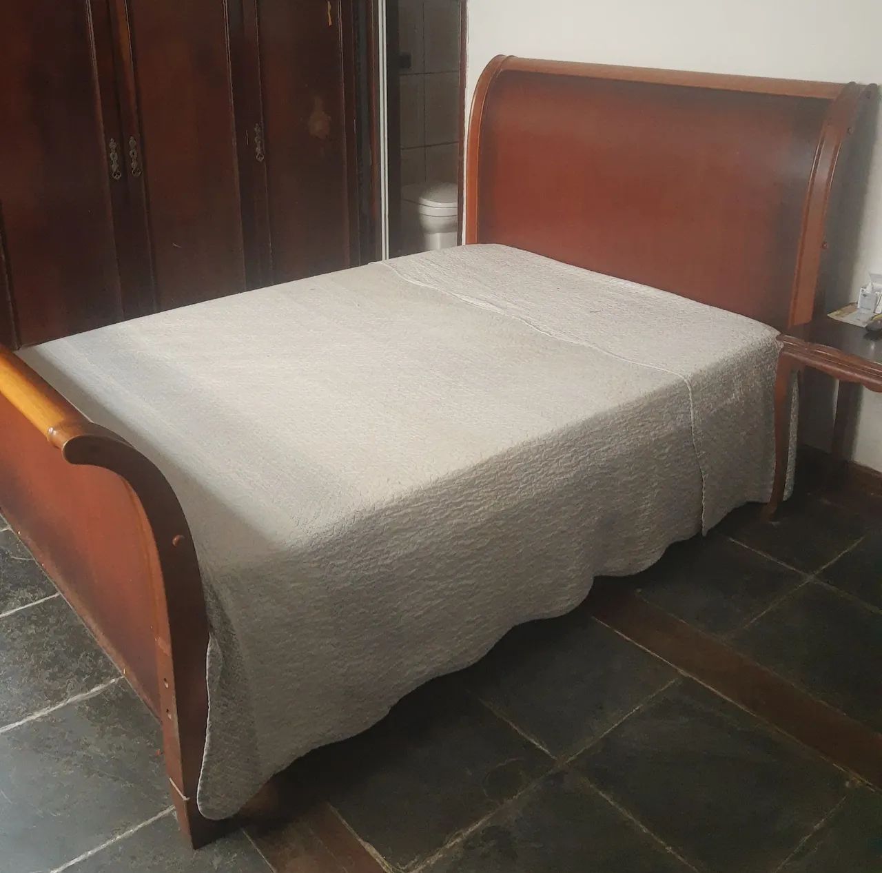 Cama de casal (Madeira) - Foto 2