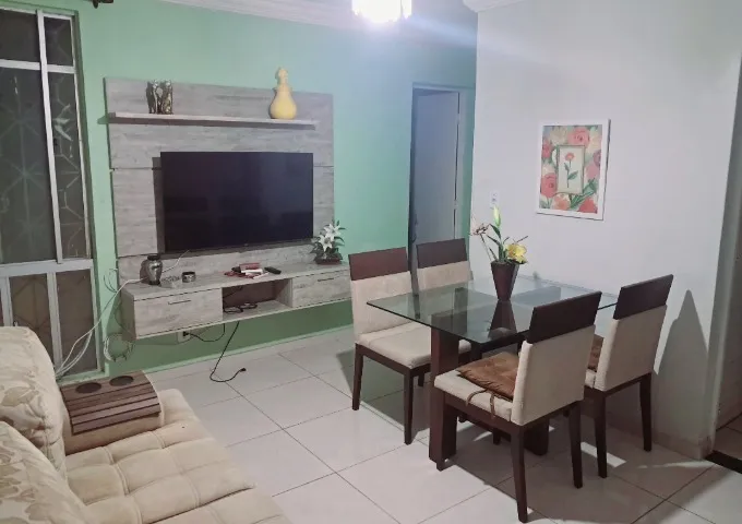 APARTAMENTO NO CONJUNTO AUGUSTO FRANCO 2 quartos , sombra total .