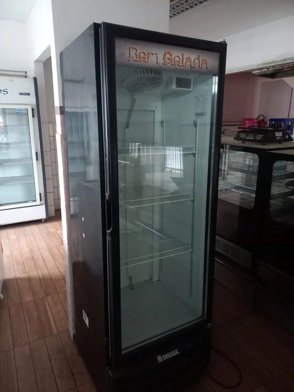 Geladeira Expositora Gelopar