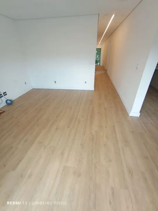 Piso Laminado e Vinílico 