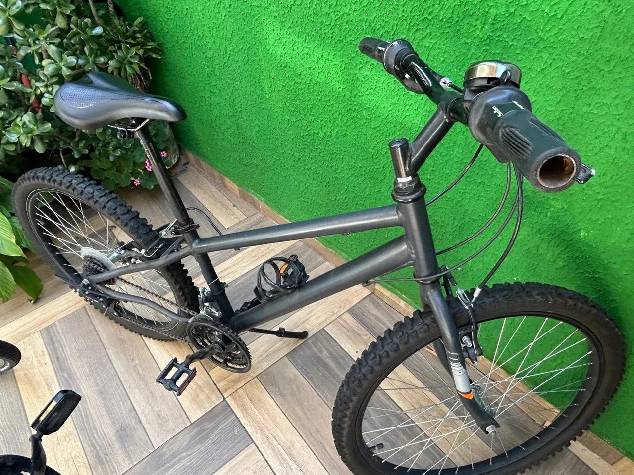 Bicicleta 21 marchas aro 24 comprada na Decathlon